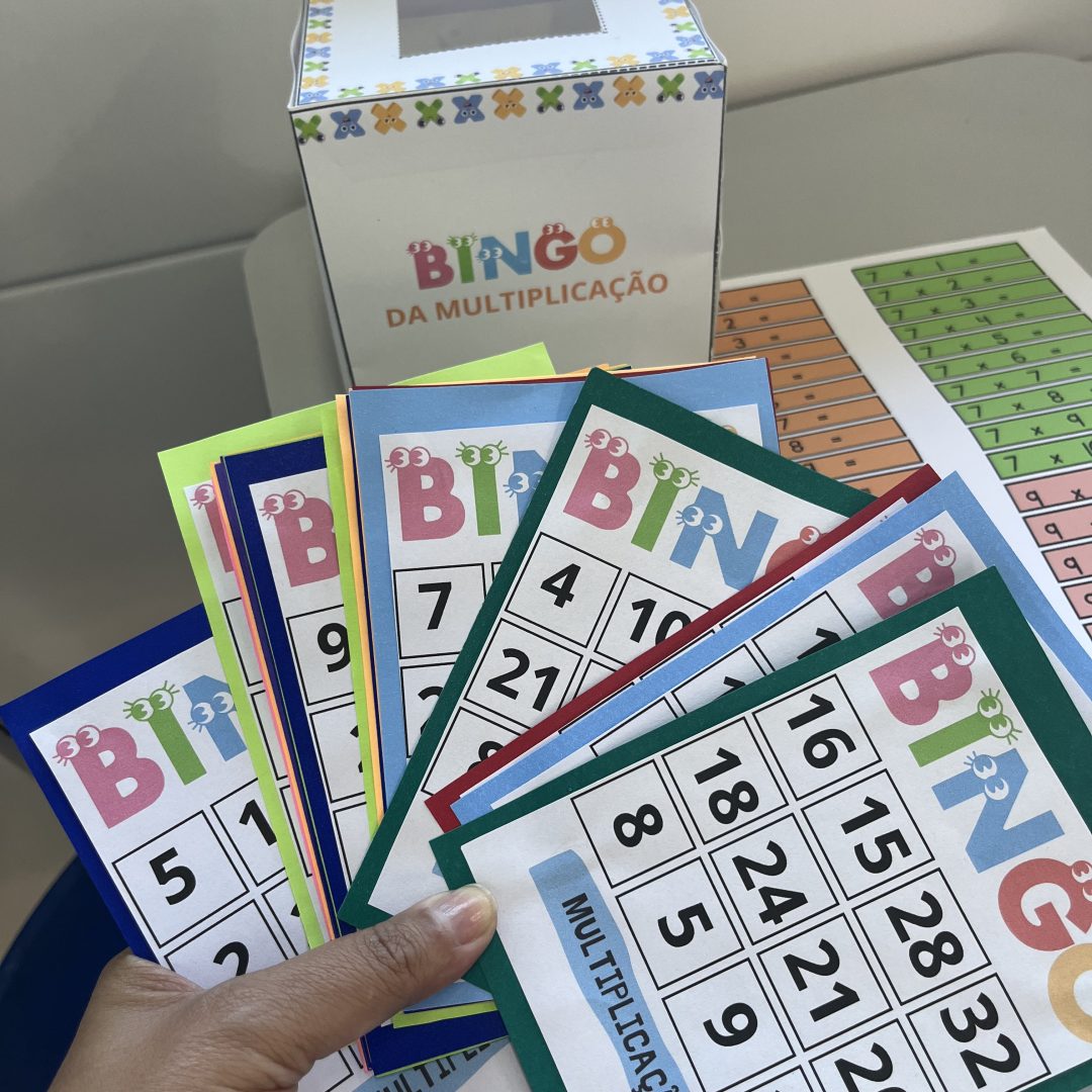BINGO DA MULTIPLICAÇÃO – 32 Cartelas + Caixa de Sorteio | Material Pronto para Imprimir